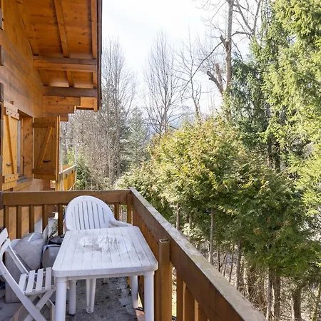 Les Roses 2 * Les Houches